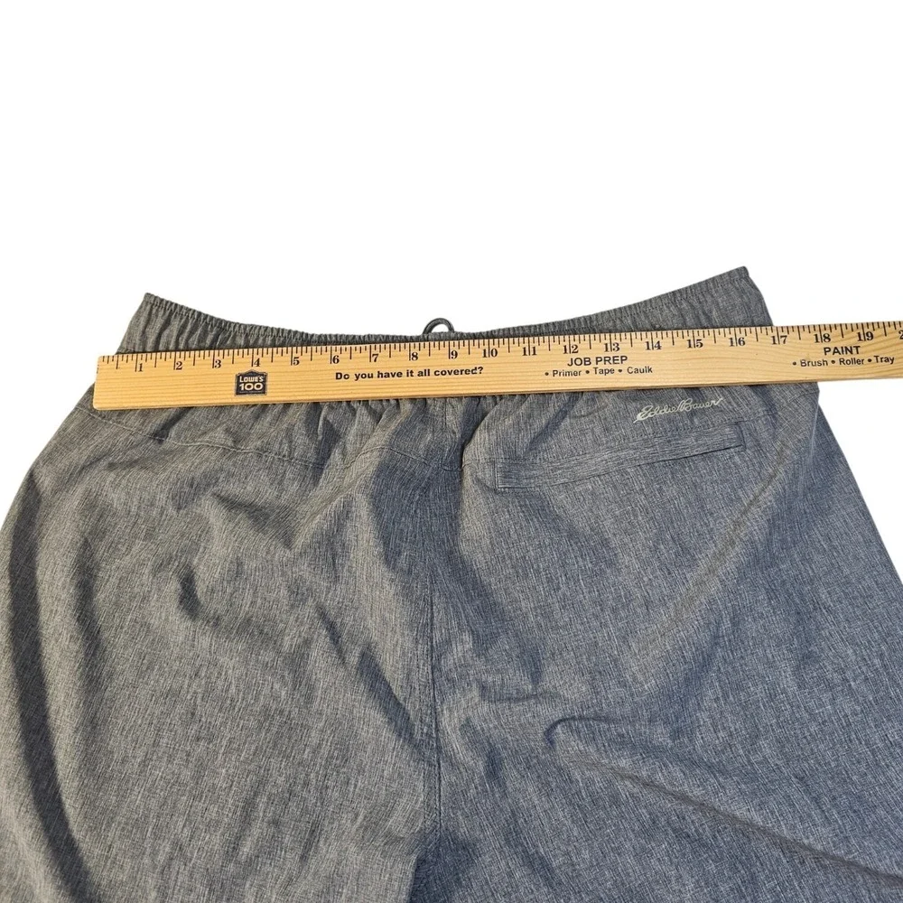 Eddie Bauer Men's Gray Heathered Drawstring Shorts -‎ Size Large (L/G)